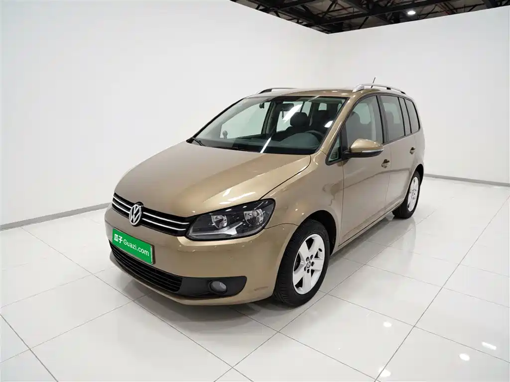Volkswagen Touran 2016 — фото 2