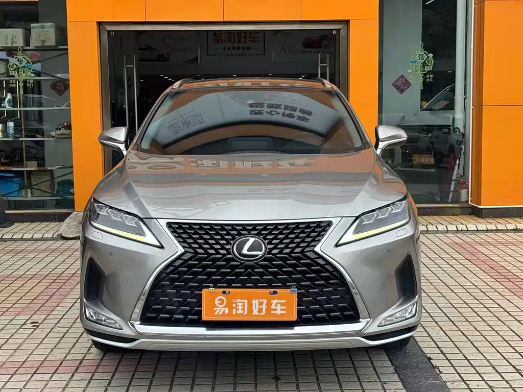 Lexus RX 2021