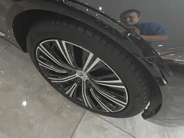 Volvo S90 2024