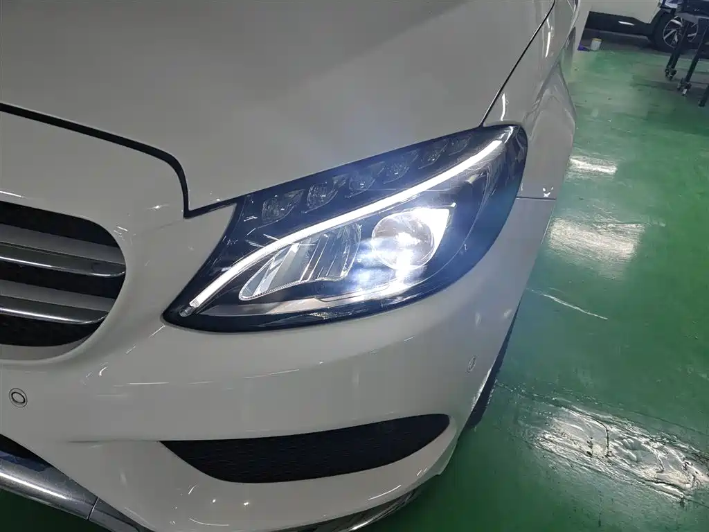 Mercedes-Benz C-Class 2016 — фото 18