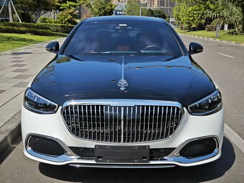 Mercedes-Benz Maybach S-Class 2022 — фото 2