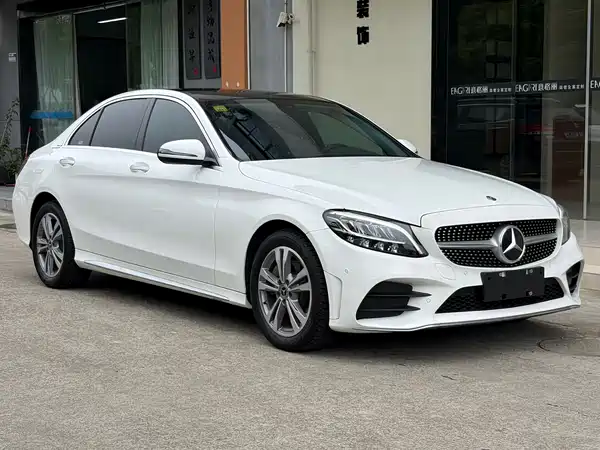 Mercedes-Benz C-Class 2021
