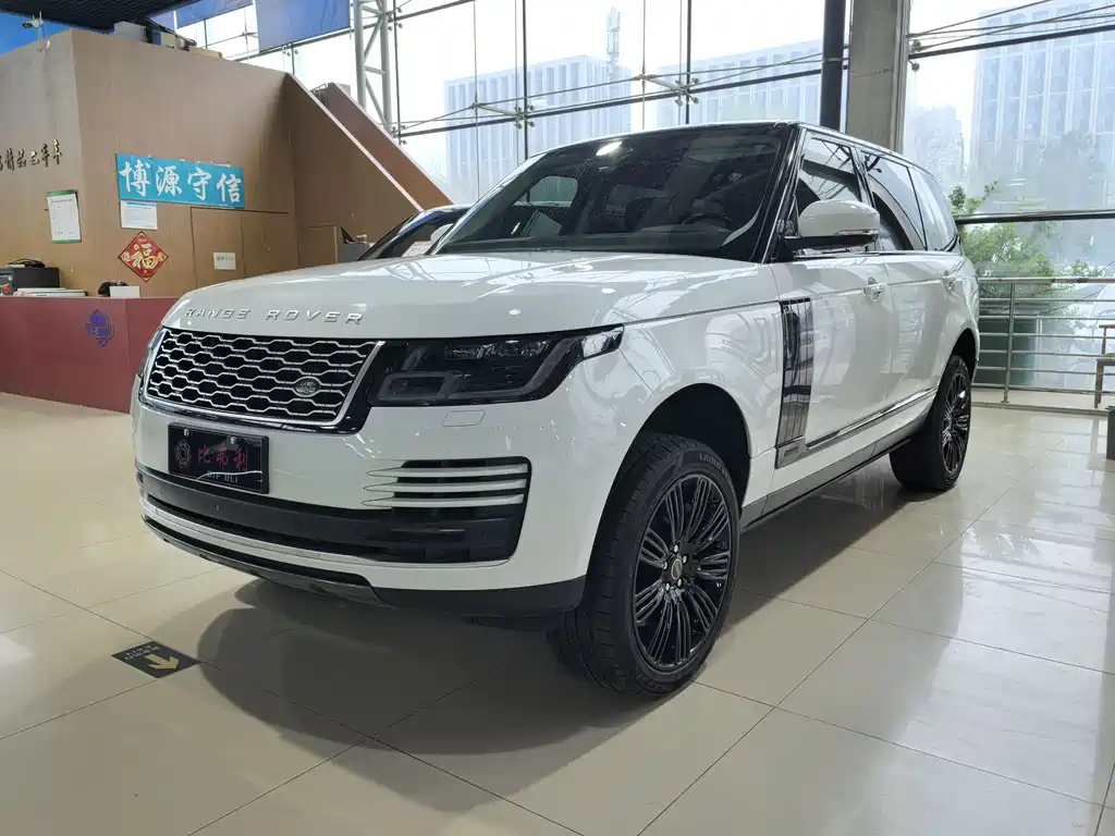 Land Rover Range Rover 2019 — фото 1