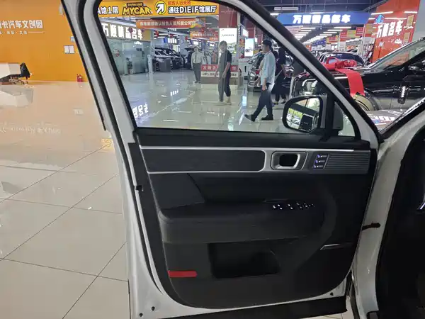 Hyundai Santa Fe 2025
