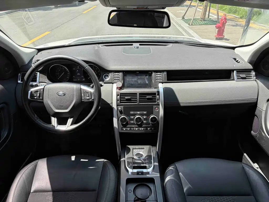 Land Rover Discovery Sport 2019 — фото 8