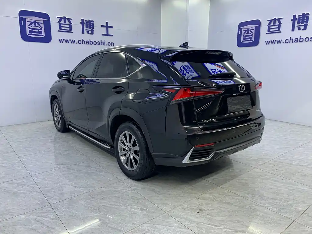 Lexus NX 2020 — фото 17
