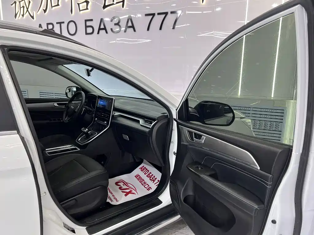 Haval M6 2023 — фото 18