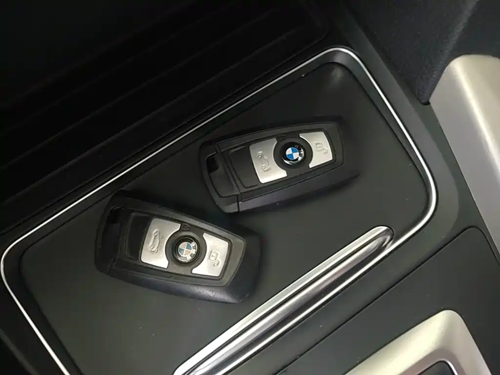 BMW 3 Series GT 2017 — фото 9
