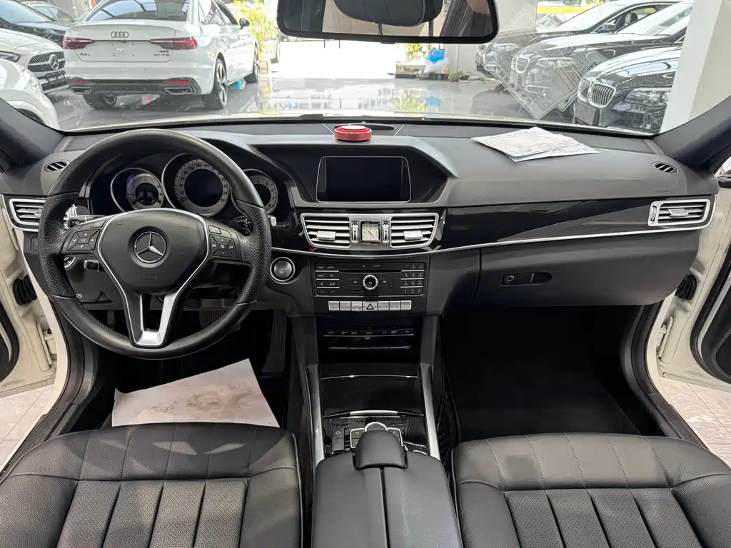 Mercedes-Benz E-Class 2015 — фото 8