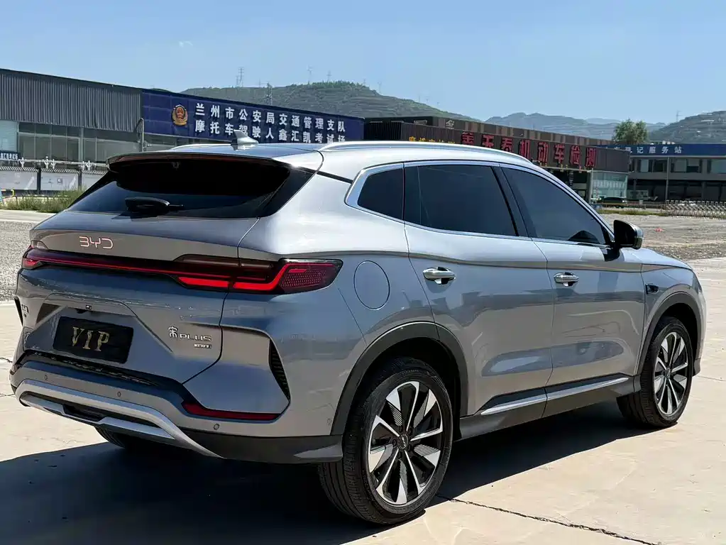 BYD Song PLUS New Energy 2025 — фото 3