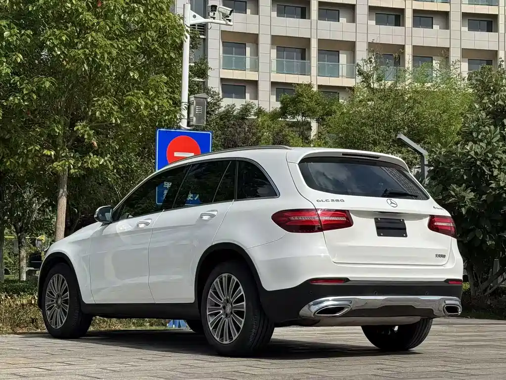 Mercedes-Benz GLC 2016