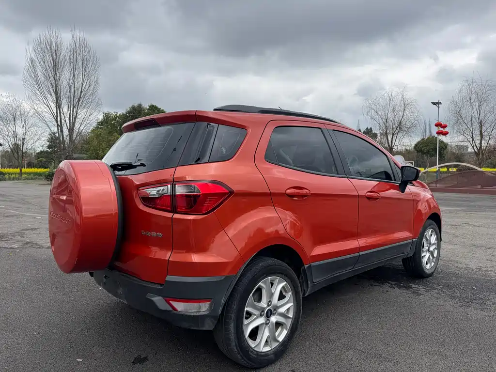 Ford Ecosport 2015 — фото 7