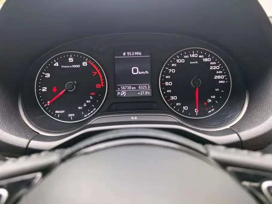 Audi Q2L 2021 — фото 14