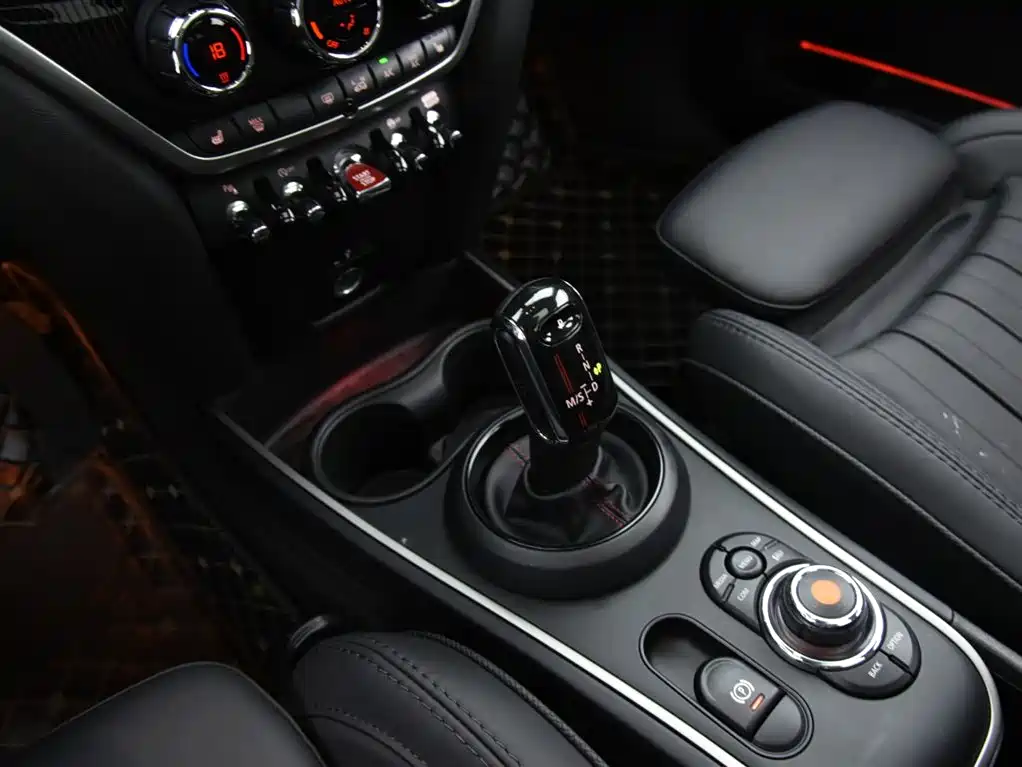 MINI Countryman 2021 — фото 10