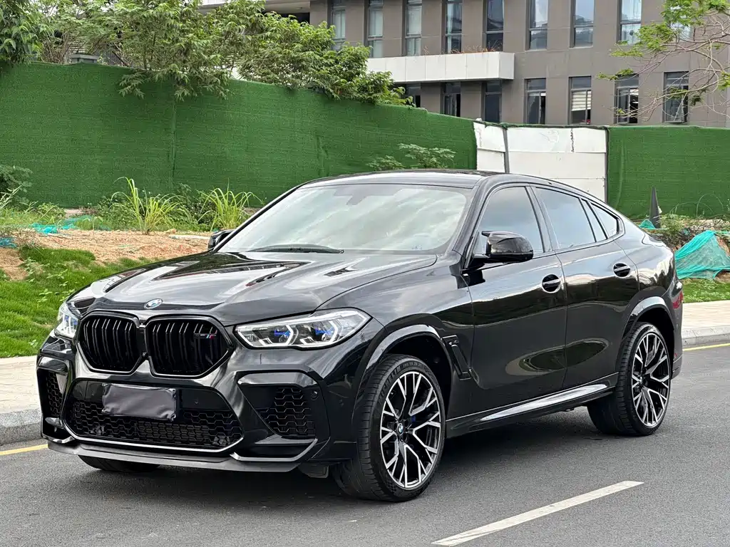 BMW X6 M 2022 — фото 1