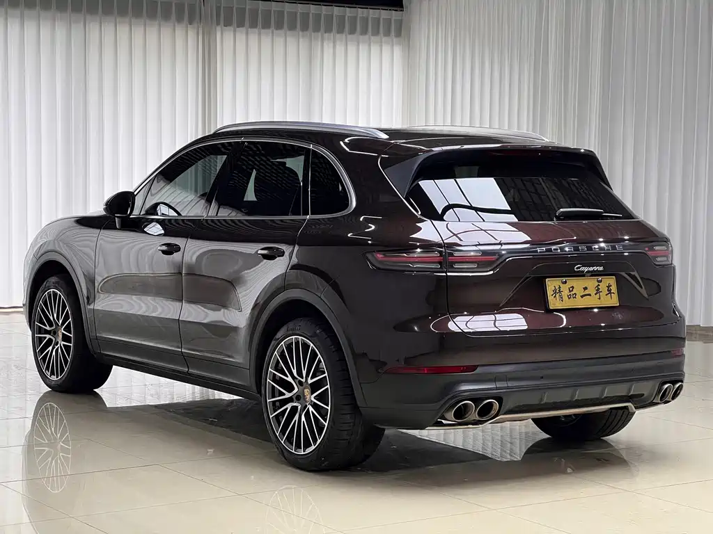 Porsche Cayenne 2018 — фото 5