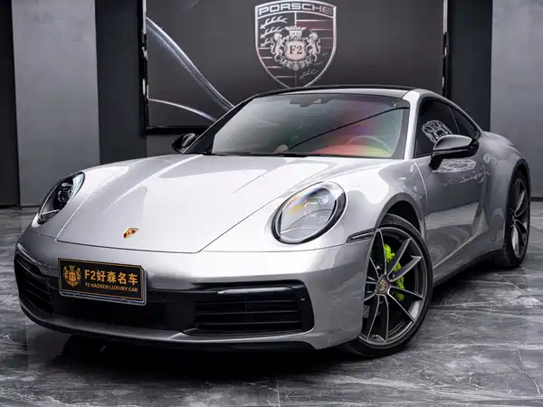 Porsche 911 2021
