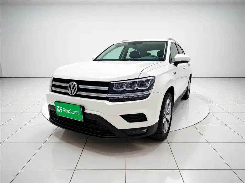 Volkswagen Tharu 2019