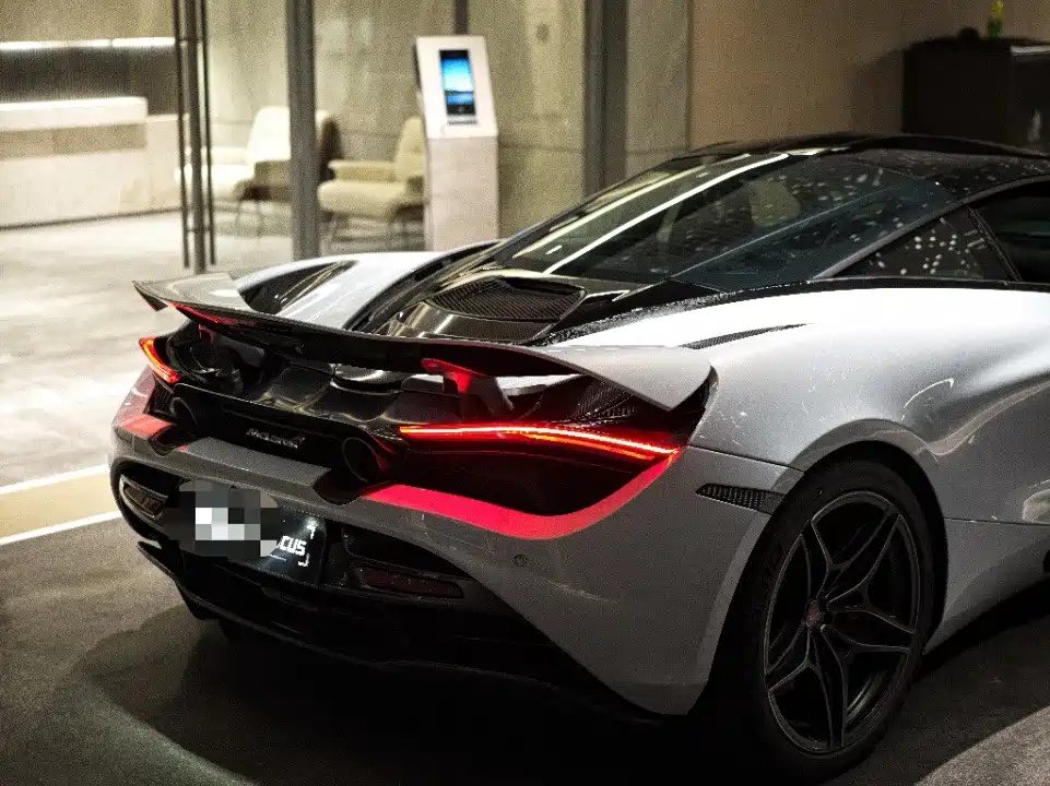 McLaren 720S 2019 — фото 7