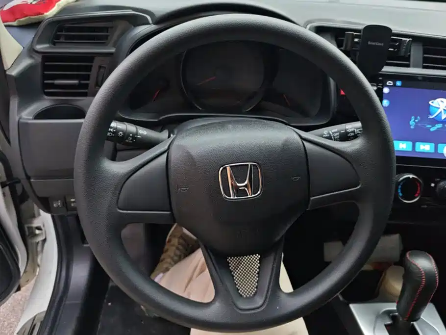 Honda Fit 2015 — фото 15