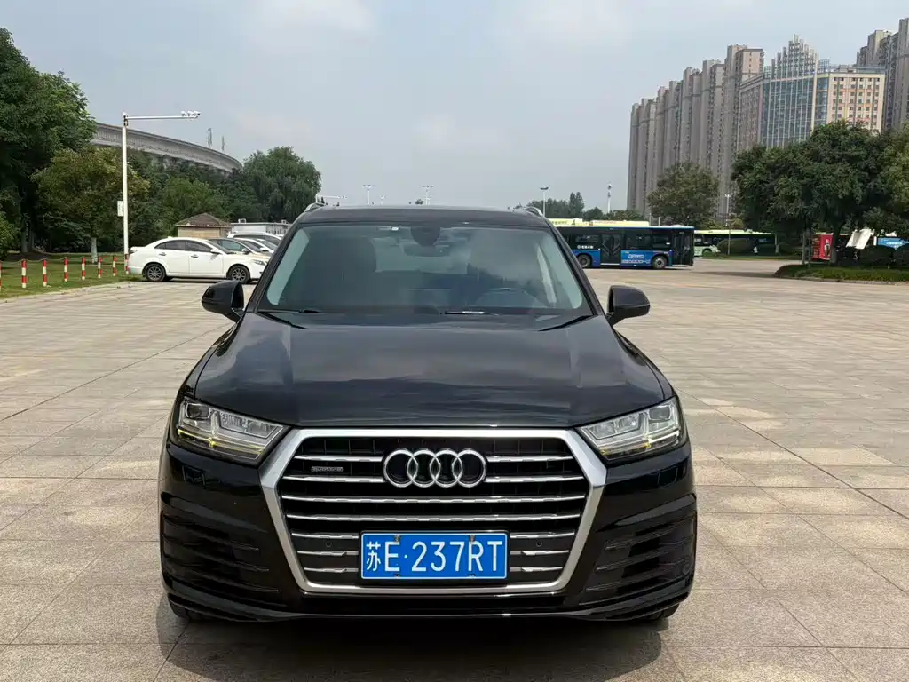 Audi Q7 2017 — фото 2