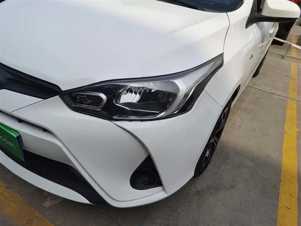 Toyota Yaris L 2019 — фото 24