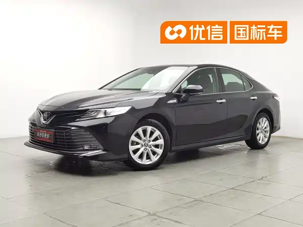 Toyota Camry 2019