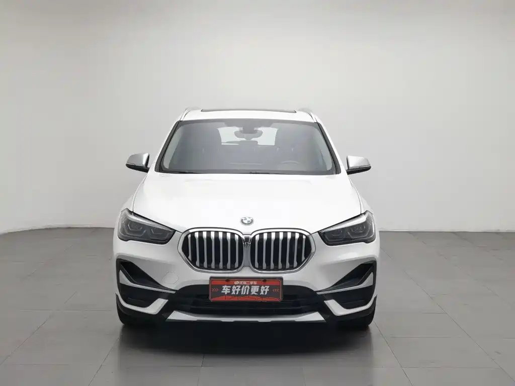 BMW X1 2021 — фото 3