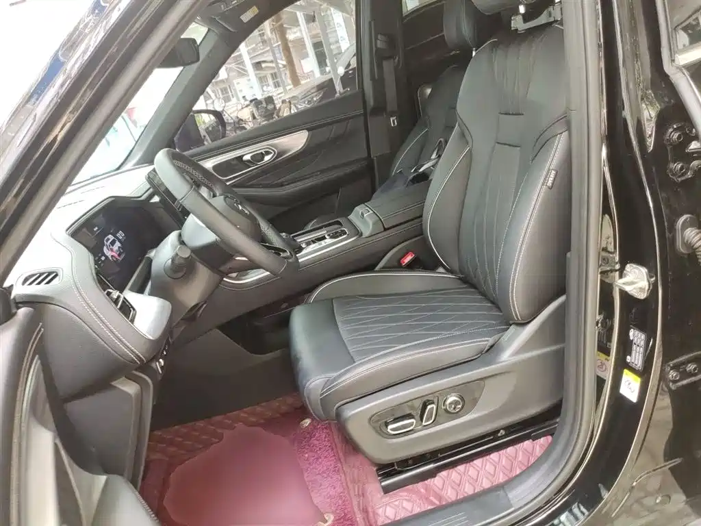 GAC Motor Trumpchi GS8 2024 — фото 11