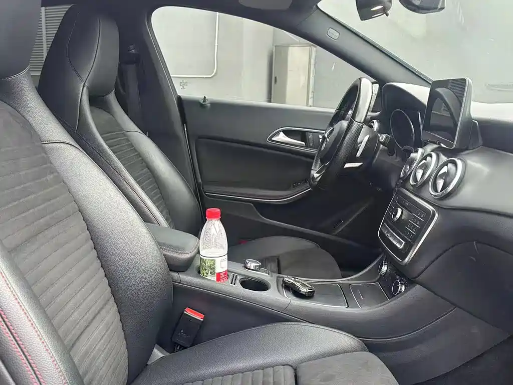 Mercedes-Benz CLA 2017 — фото 12