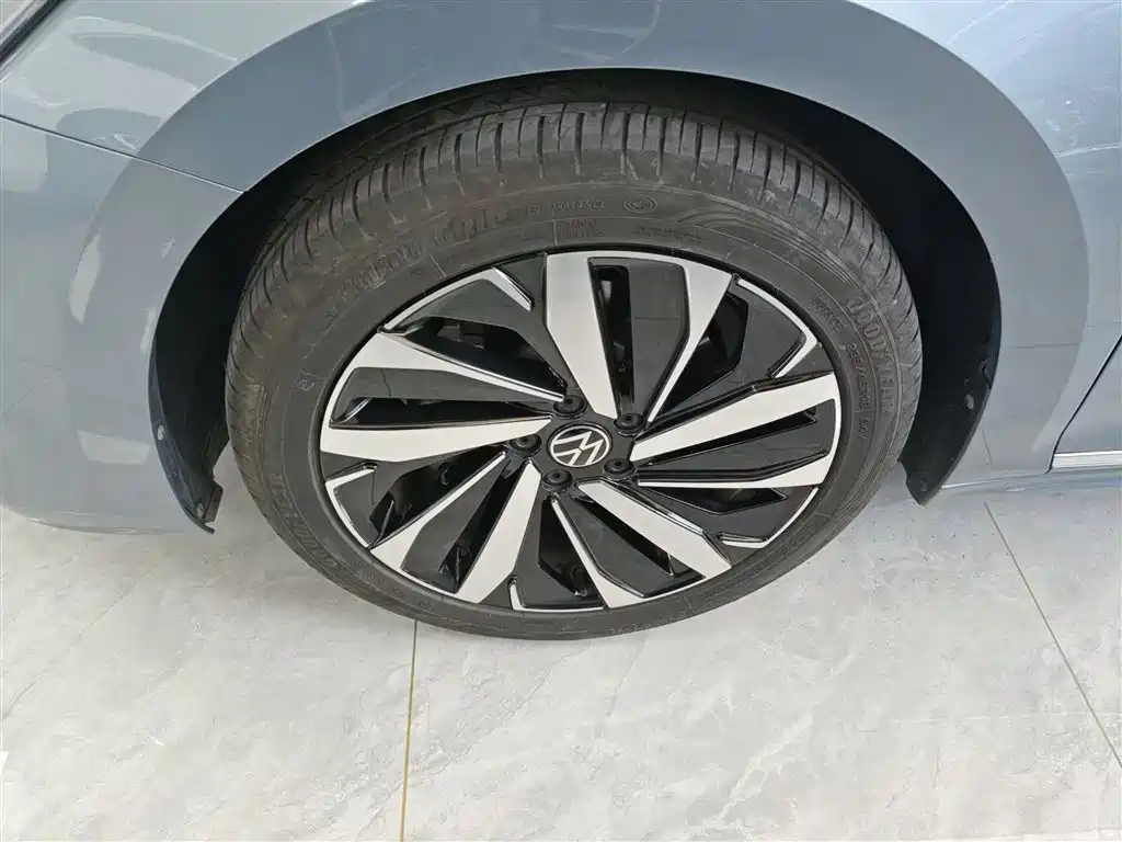 Volkswagen Passat 2022 — фото 23