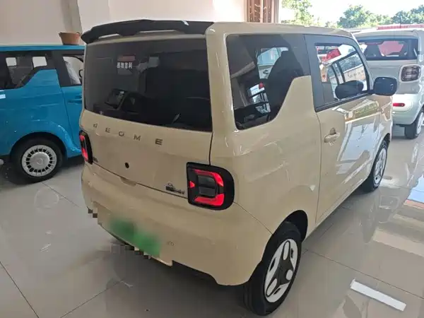 Geely Galaxy Panda 2025