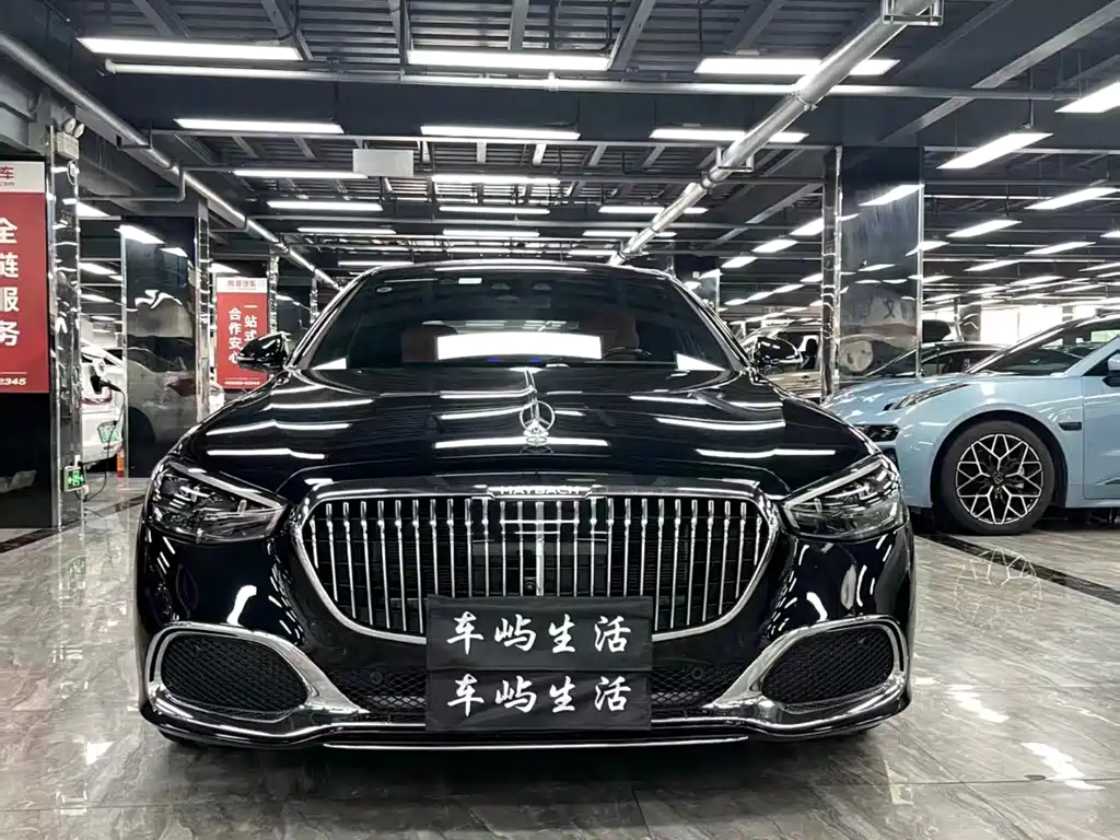 Mercedes-Benz Maybach S-Class 2025