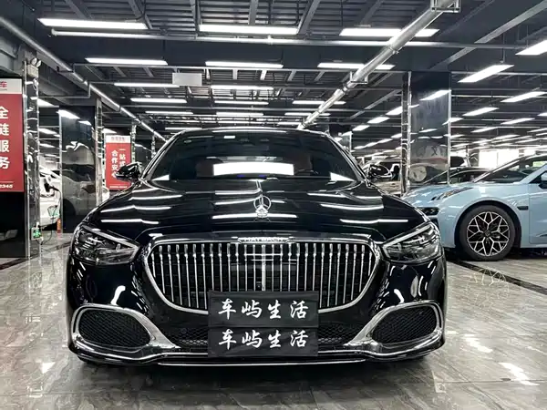 Mercedes-Benz Maybach S-Class 2025