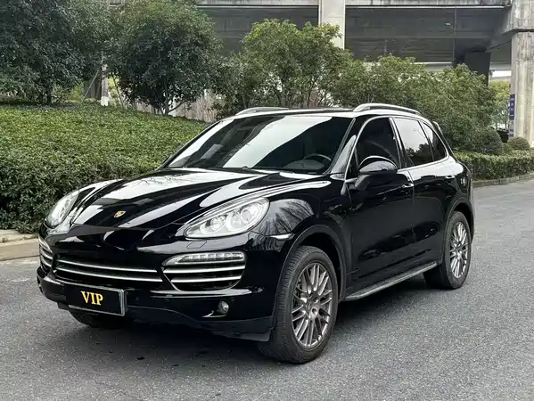 Porsche Cayenne 2011