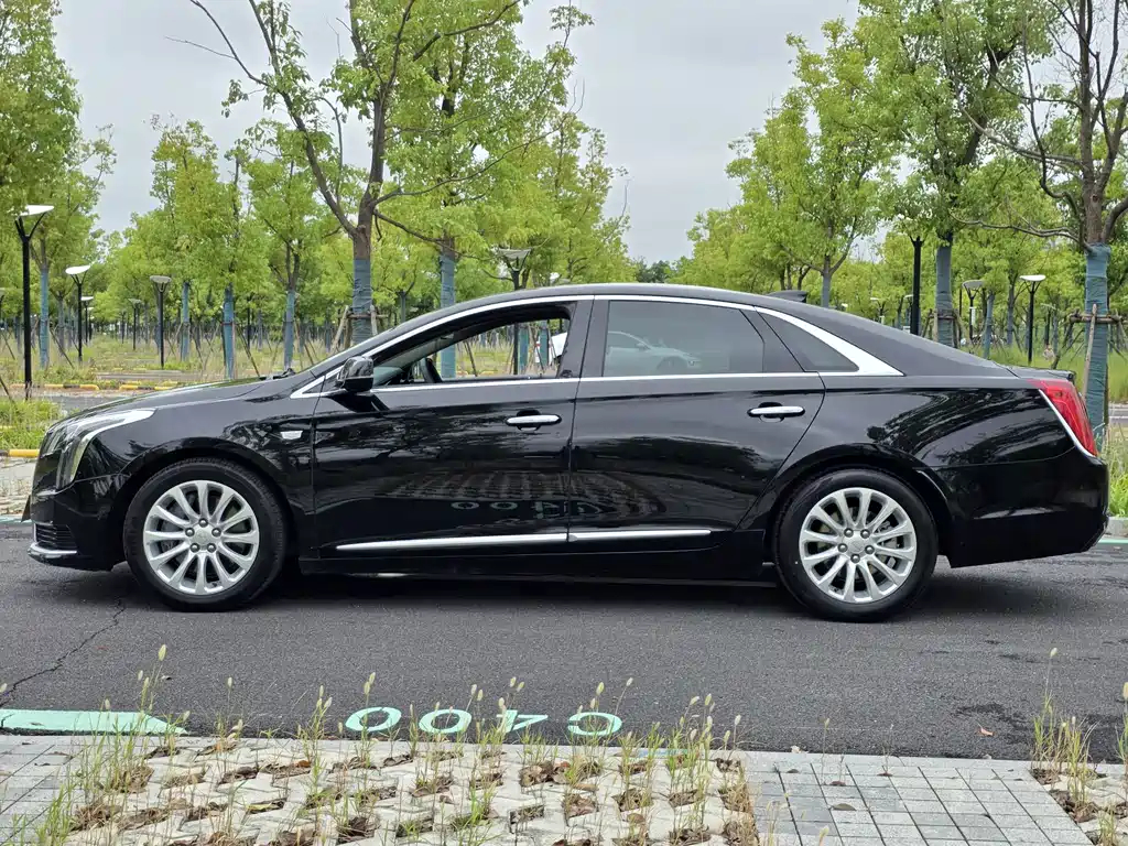 Cadillac XTS 2018 — фото 7