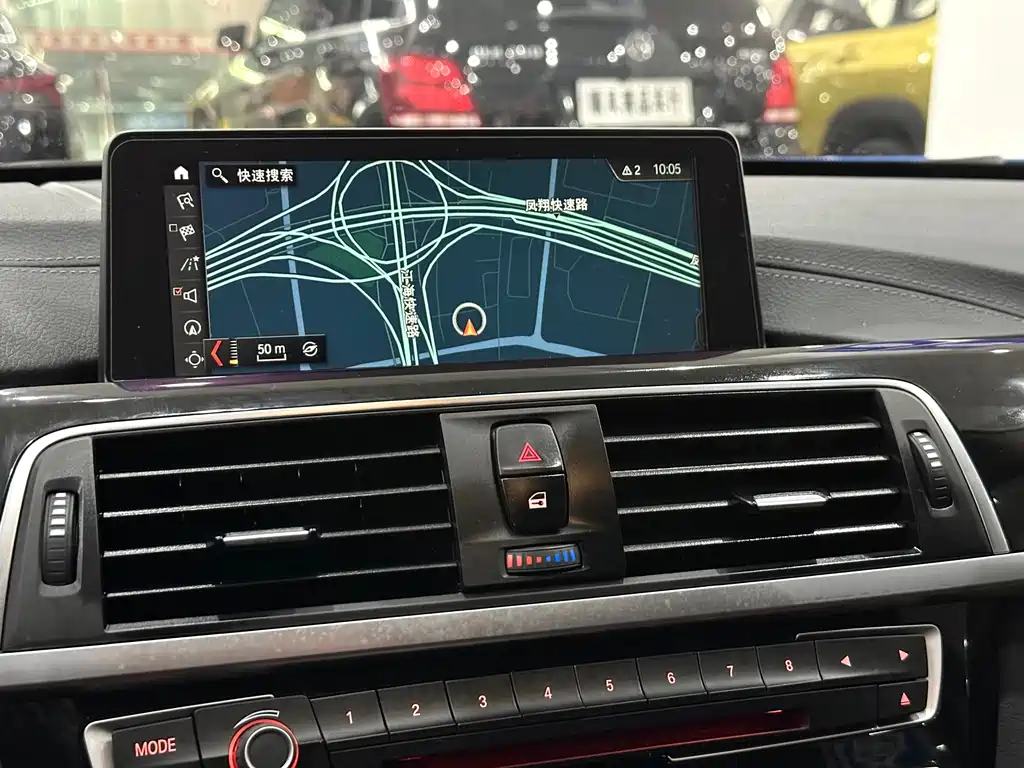 BMW 3 Series 2019 — фото 12