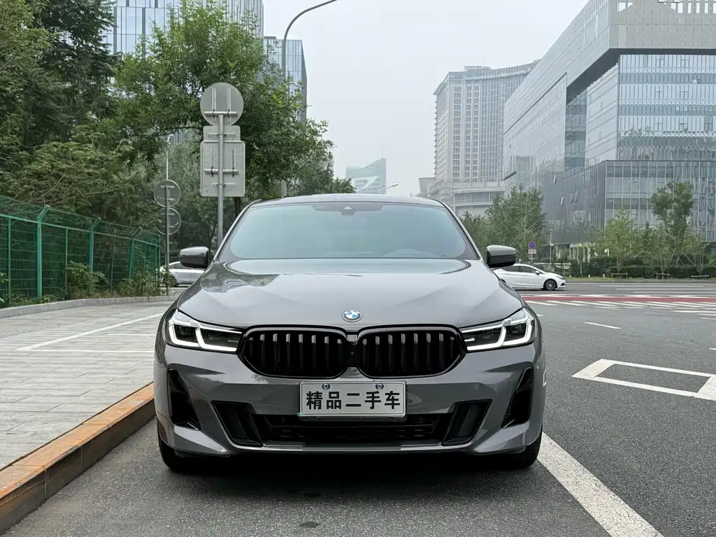 BMW 6 Series GT 2023 — фото 28