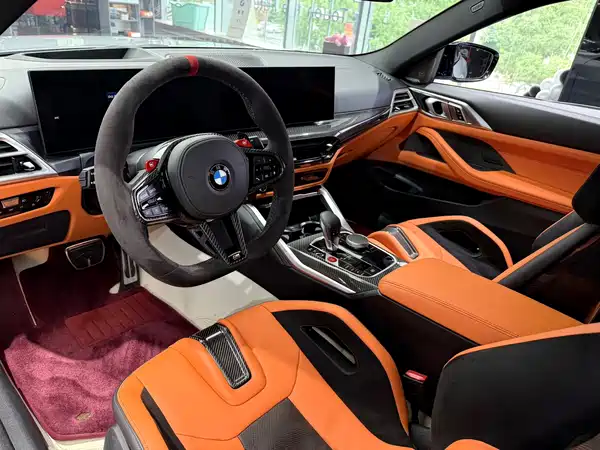 BMW M4 2025