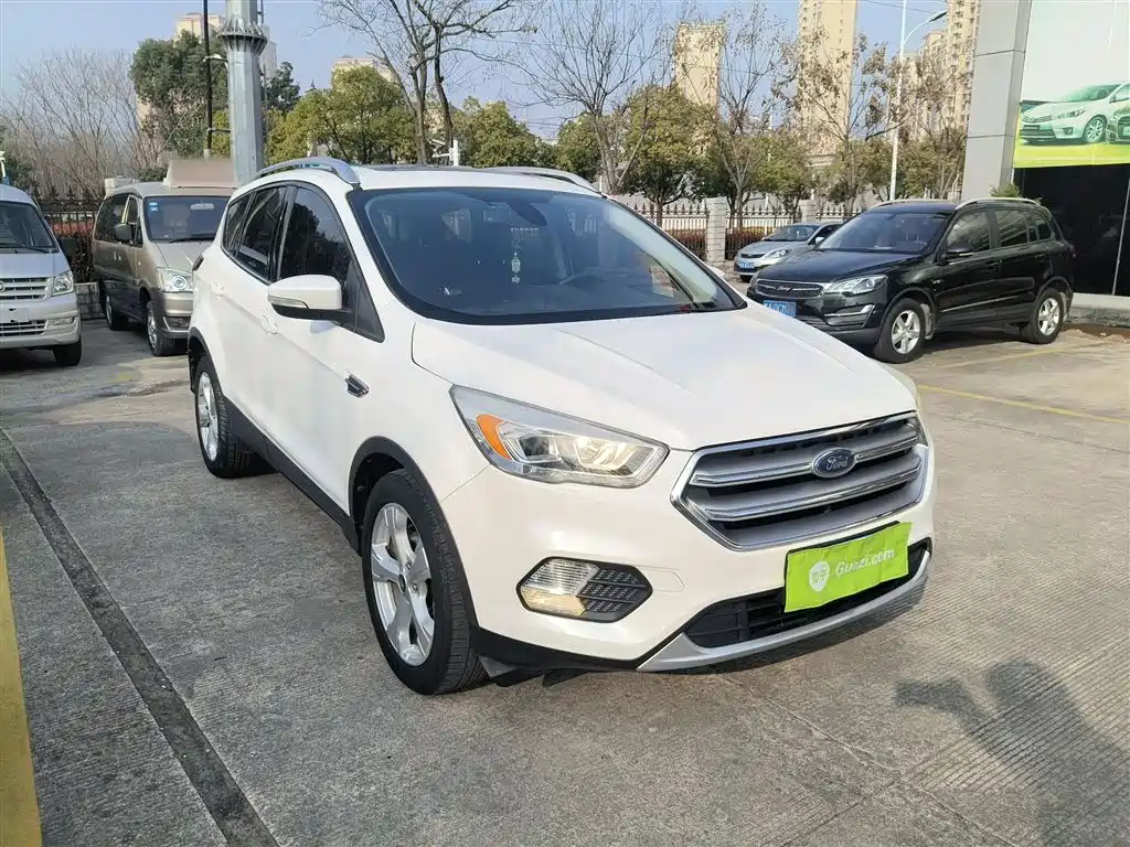 Ford Kuga 2016 — фото 4