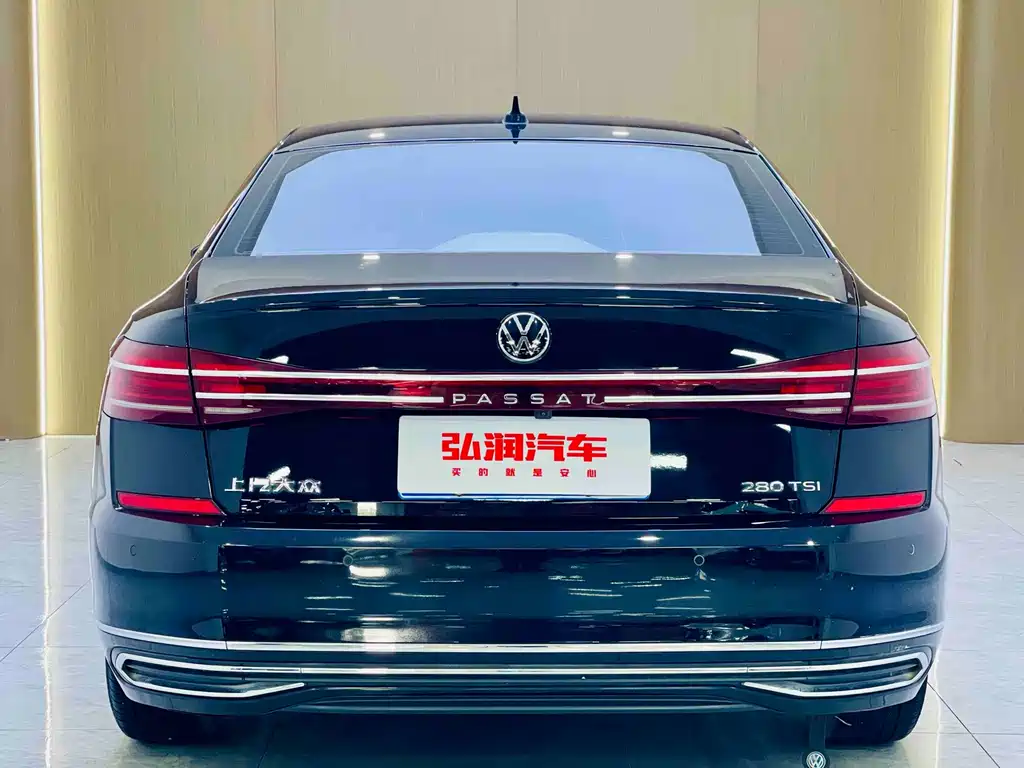 Volkswagen Passat 2023 — фото 4