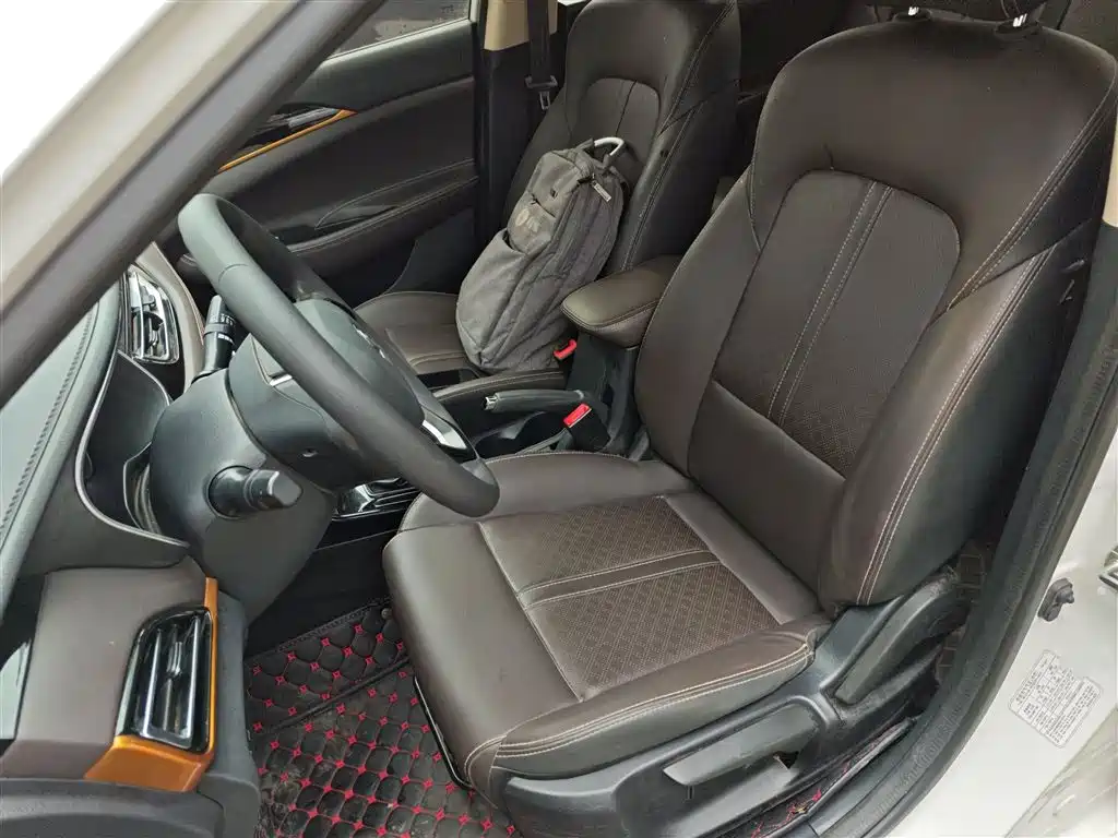 Changan Eado DT 2019 — фото 15