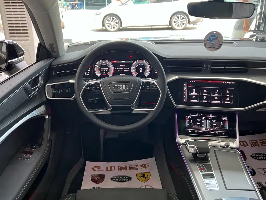 Audi A7L 2025 — фото 10