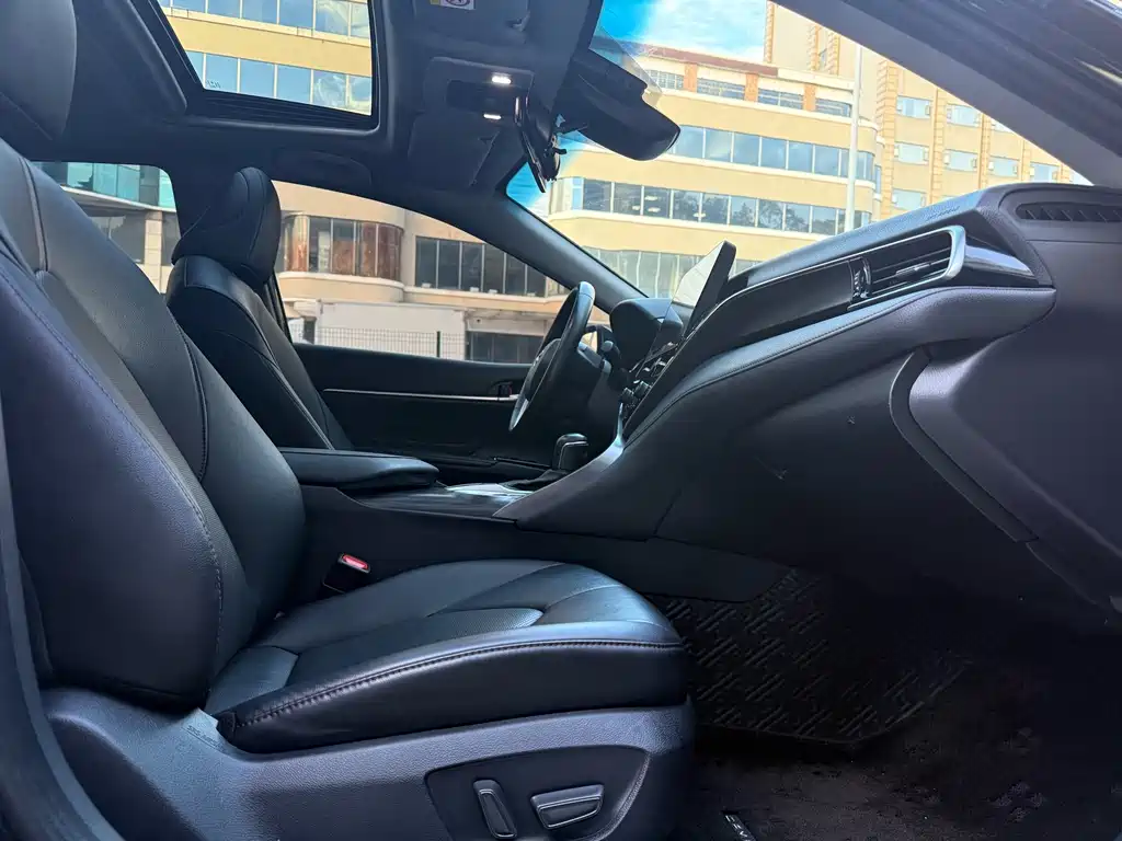 Toyota Camry 2023