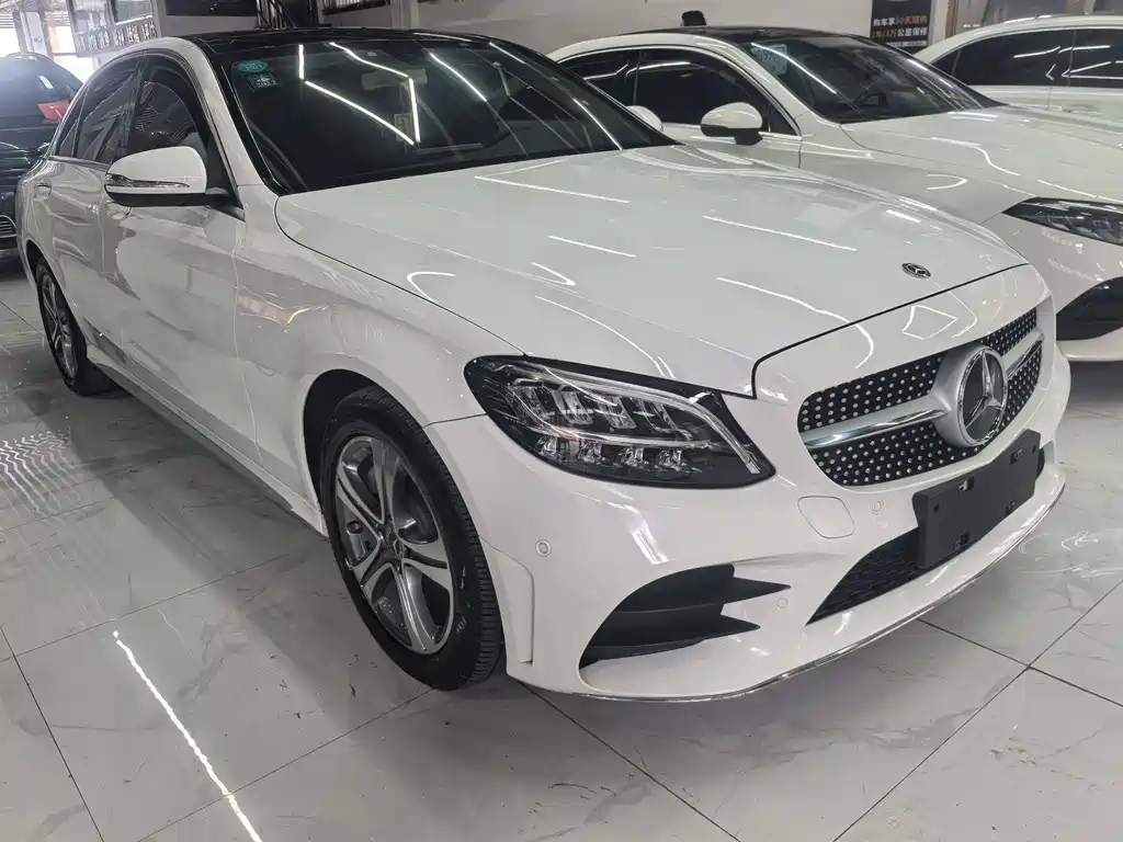 Mercedes-Benz C-Class 2020