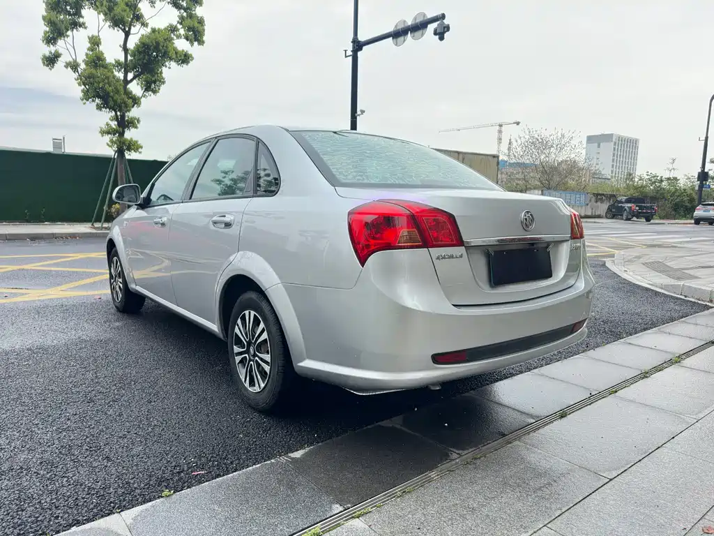 Buick Excelle 2016