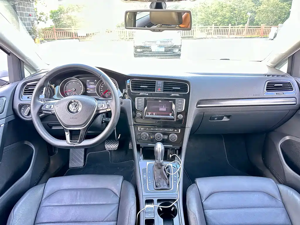 Volkswagen Golf 2015 — фото 15