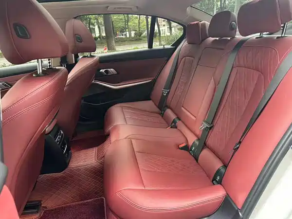 BMW 3 Series 2023
