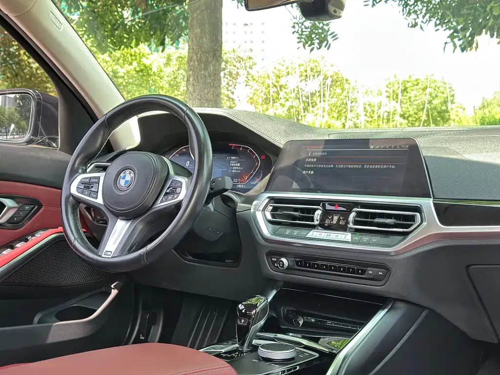 BMW 3 Series 2022 — фото 13