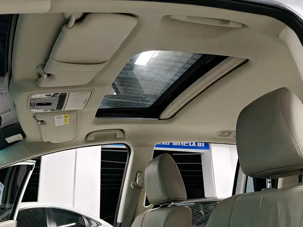Honda Odyssey 2018 — фото 17